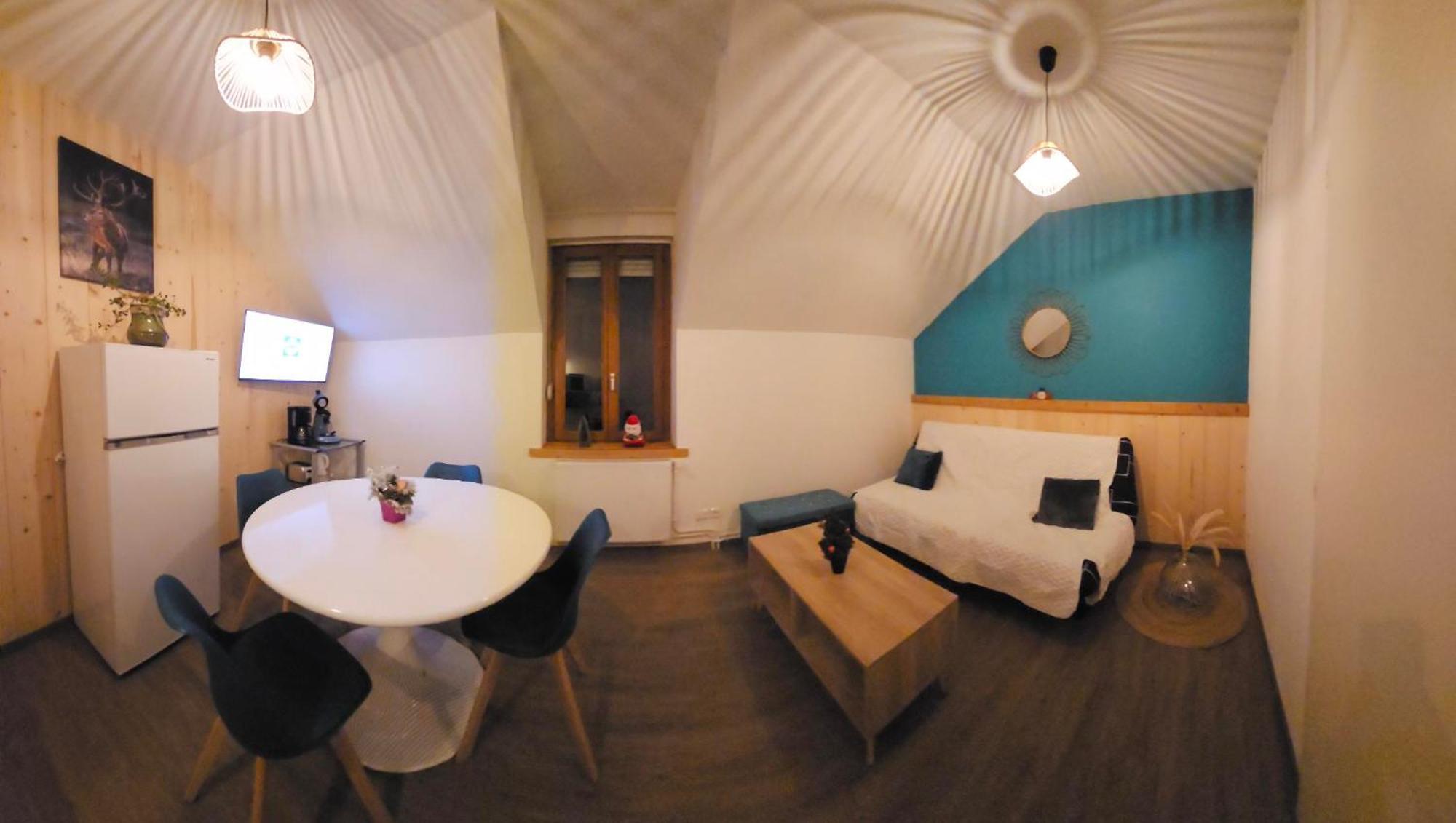 Gite Eglantine 2 A 6 Personnes Avec Spa Et Salle De Jeux Dans La Residence Вантрон Экстерьер фото