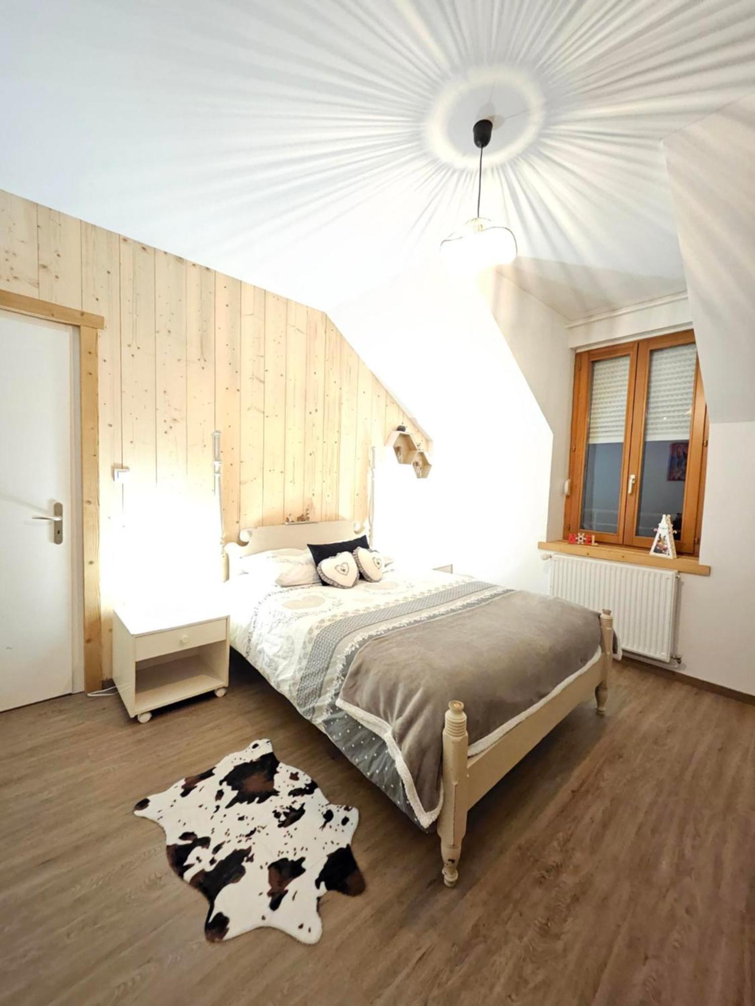 Gite Eglantine 2 A 6 Personnes Avec Spa Et Salle De Jeux Dans La Residence Вантрон Экстерьер фото