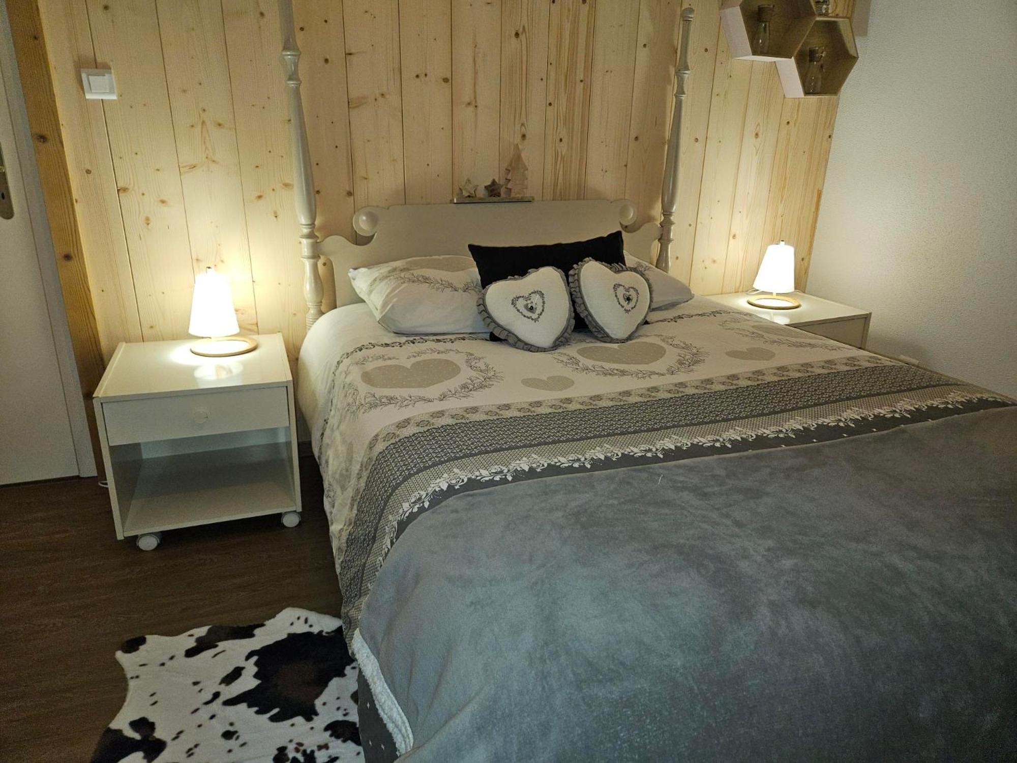 Gite Eglantine 2 A 6 Personnes Avec Spa Et Salle De Jeux Dans La Residence Вантрон Экстерьер фото